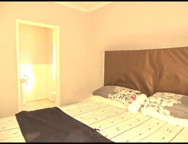 2 BEDROOM APARTMENT FOR SALE IN WILLOWBROOK